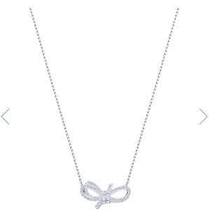 Swarovski Silver Bow 14-4/5" Pendant Necklace